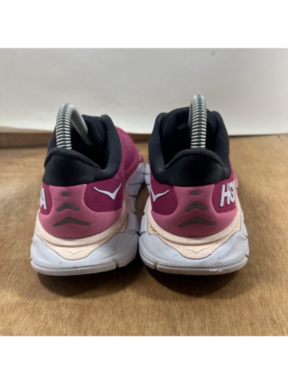 Hoka One One Arahi 6 Women's Size 7 Pink Walking Running Sneakers - Picture 4 of 9